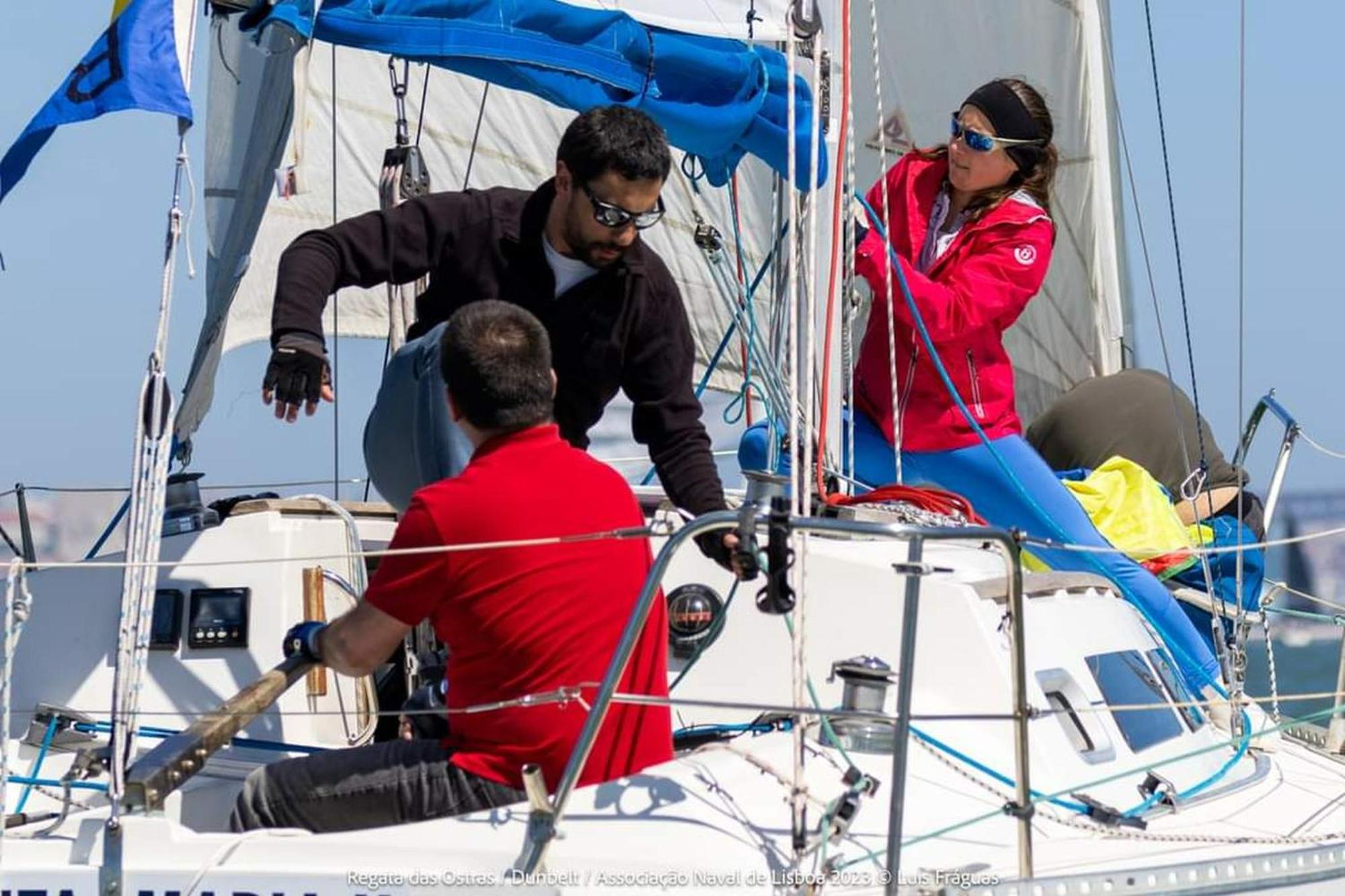 Apartamento Be Local - Sleep Aboard The Santa Maria Sailing Boat In Lisboa Exterior foto
